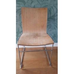 Wachtkamer eetkamerstoelen vintage chroom en hout