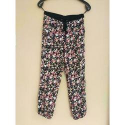 Bloemetjes broek met elastisch middel - maat 38