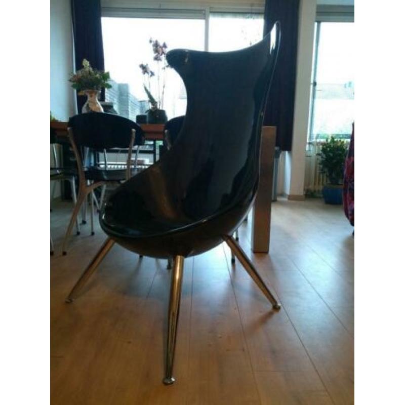 Zwarte design stoel