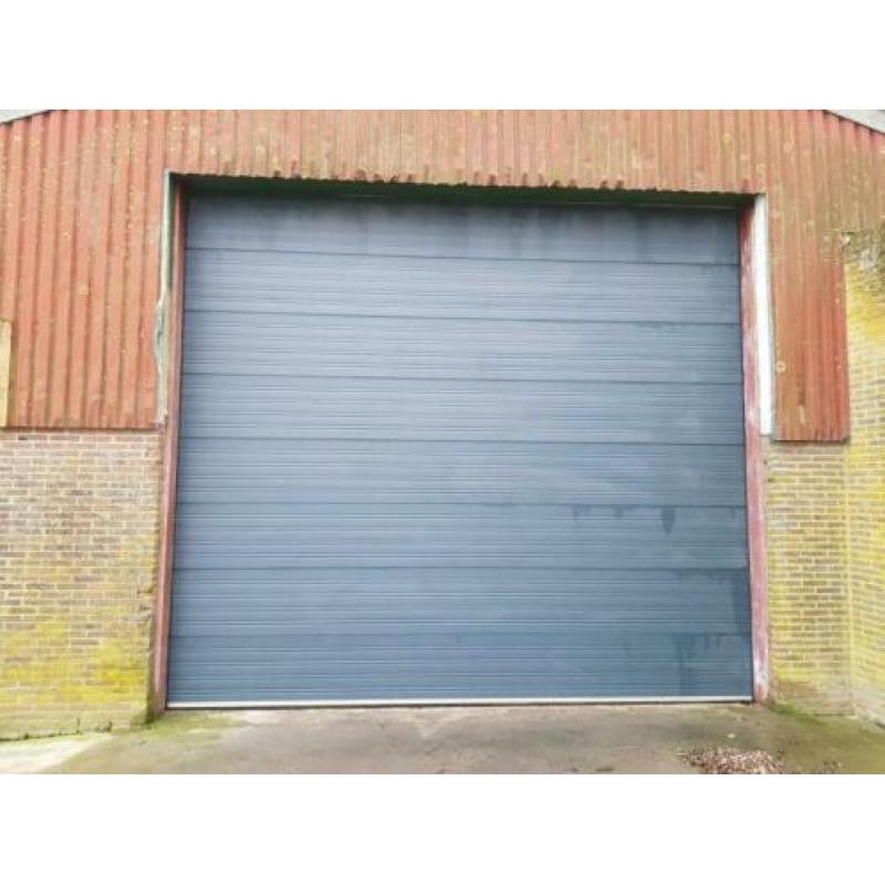 Overheaddeur garagedeur elektrisch bediend