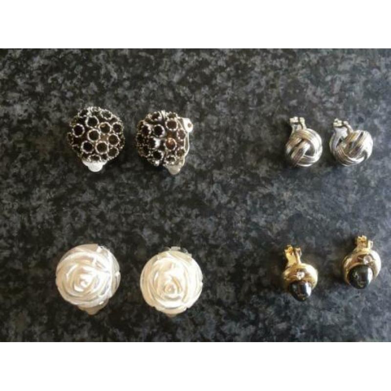16 paar oorbellen clips + 1 paar knopjes