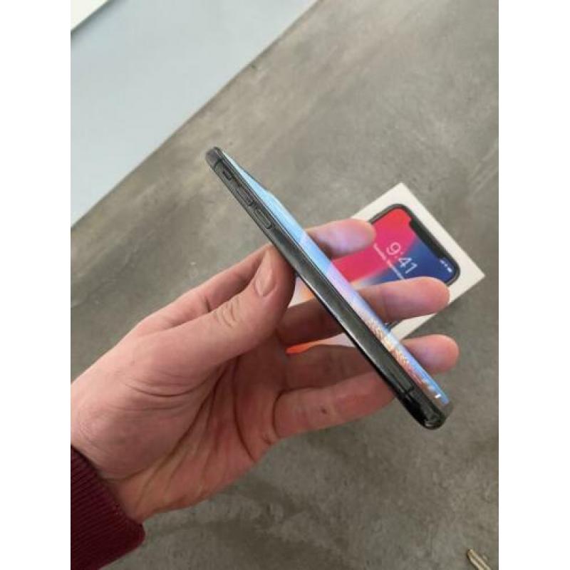 iPhone X (10) 64GB Space grey