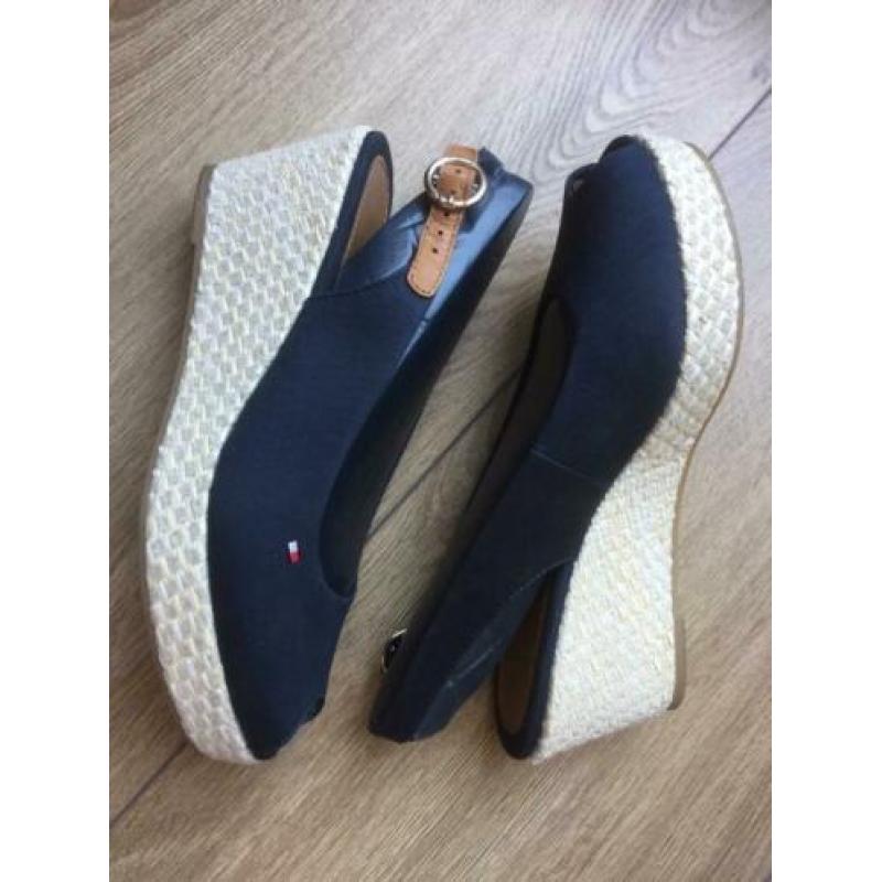 *NIEUW* Sandalen Tommy Hilfiger maat 38 donkerblauw