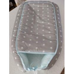 MamaLoes Omkeerbaar Babynest grijs/mint