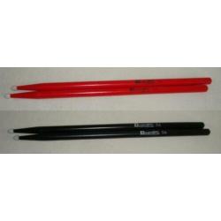 Dimavery DDS-5A esdoorn drumstokken, rood of zwart (nieuw)