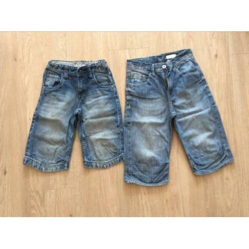 Prachtige set van 2 spijkershorts mt.134-140 z.g.a.n. !!