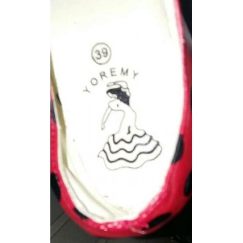 Yoremy Schoenen Met Hakje Rood/ Zwart 39