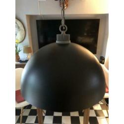 Industriele hanglamp mat zwart aan ketting
