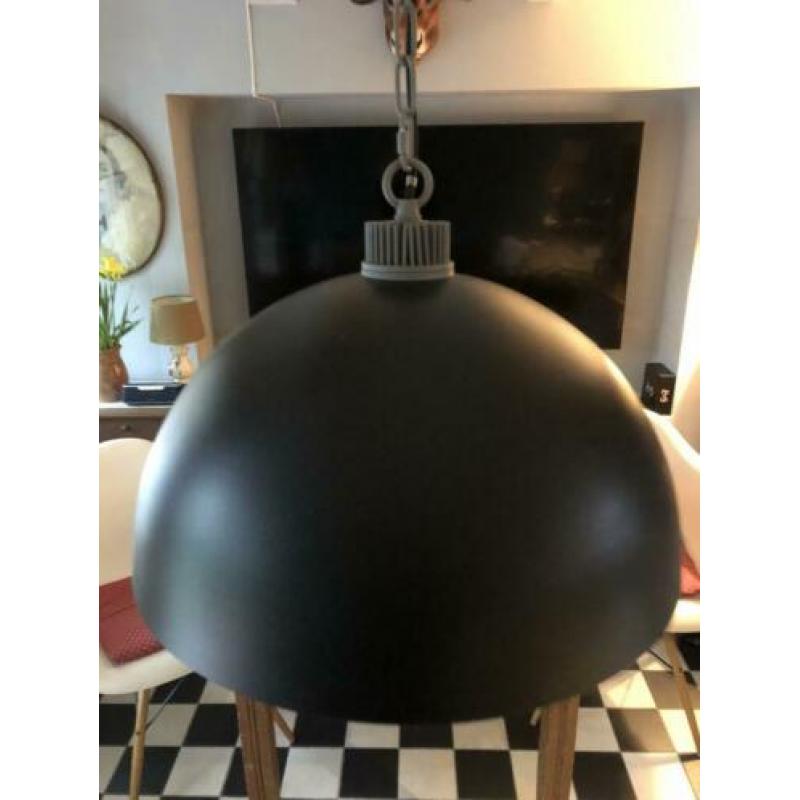 Industriele hanglamp mat zwart aan ketting