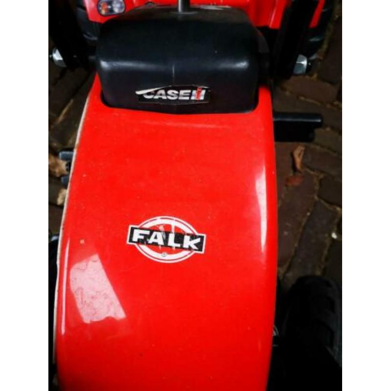 tractor Falk