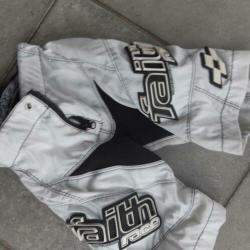 BMX Faith korte broek maat youth 24