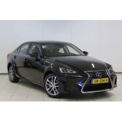 Lexus IS 300h Business Line | PREMIUM NAVIGATIE | HALF LEER