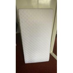 Matras peuterbed 140x70 - ongebruikt!