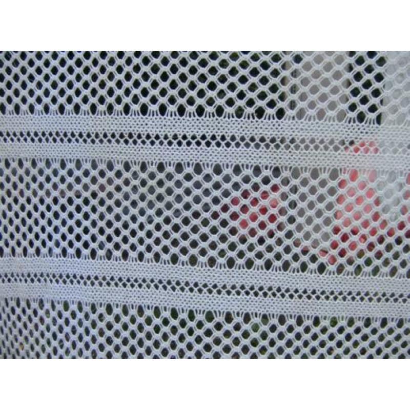 sprei of tafelkleed wit hand gehaakt katoen