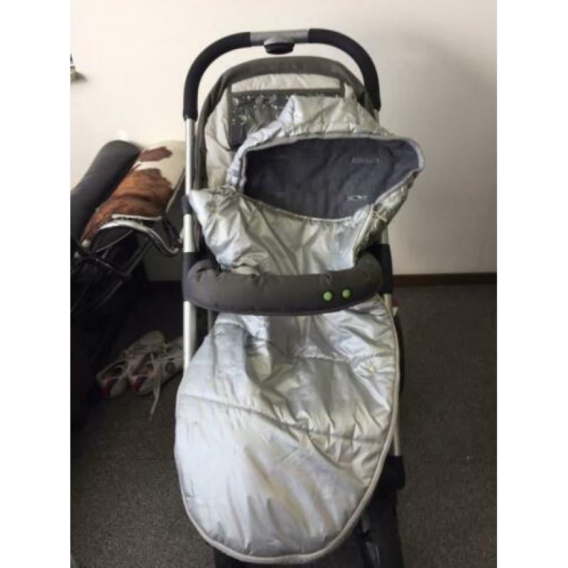 Kinderwagen plus reis wieg