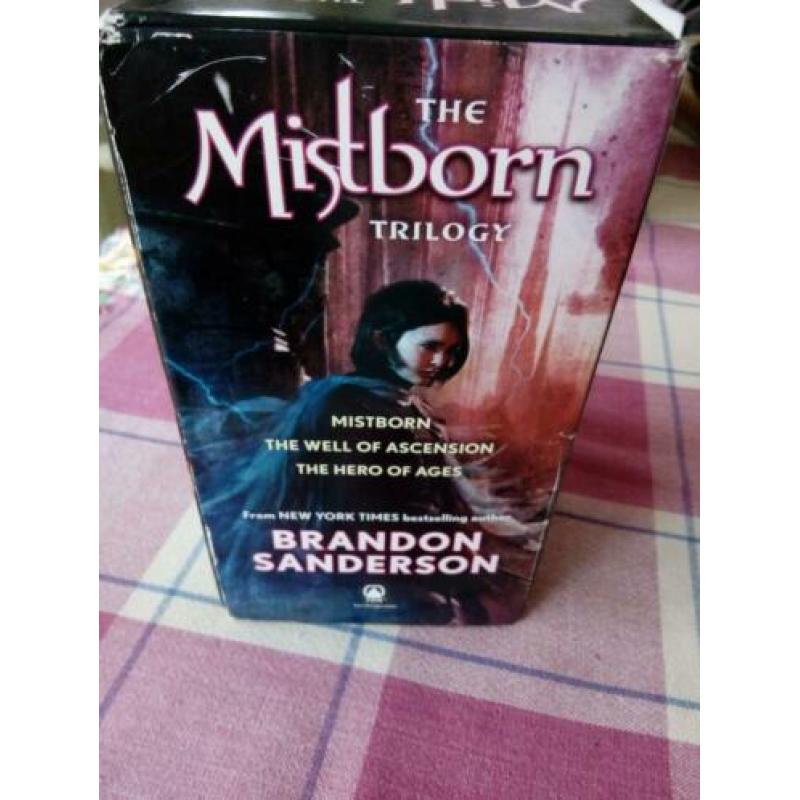 Brandon Sanderson The Mistborn Trilogy Boxset