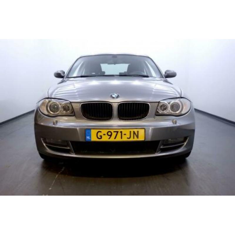 BMW 1 Serie Coupe 120d Clima, Navi (bj 2009)