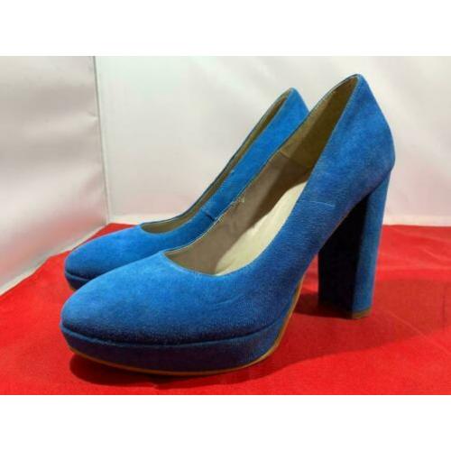 Bloed mooie blauw suede Tamaris pumps op hoge hak, mt 38
