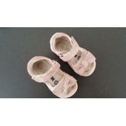 Roze sandalen van Two Days maat 21