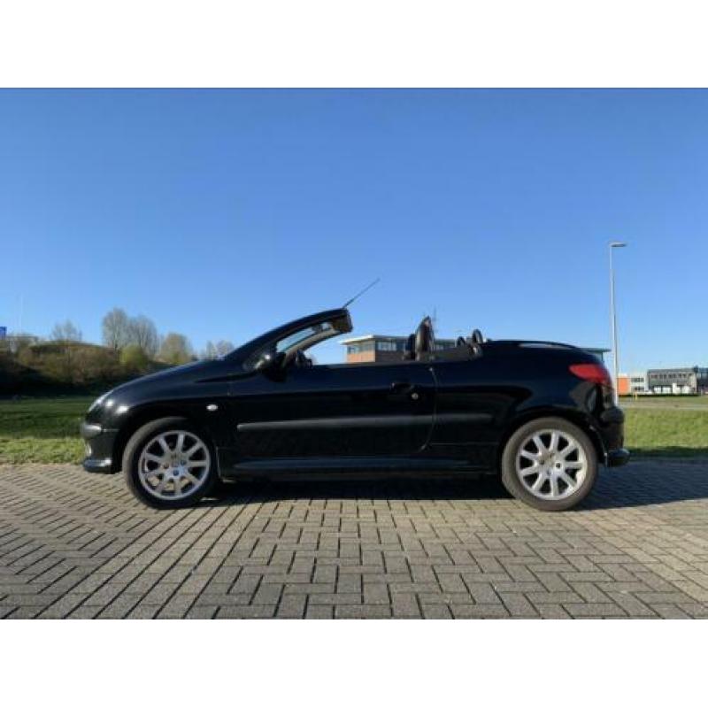 Peugeot 206 1.6 16V CC 2003 Zwart