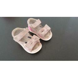 Roze sandalen van Two Days maat 21