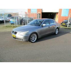 BMW 5-serie 520i Navigatie, PDC, plaatje van auto