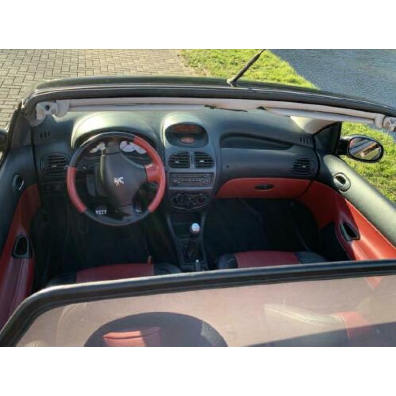 Peugeot 206 1.6 16V CC 2003 Zwart