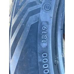 4 seizoenen vredestein Quatrac Pro 245-45-17 99Y XL nieuw