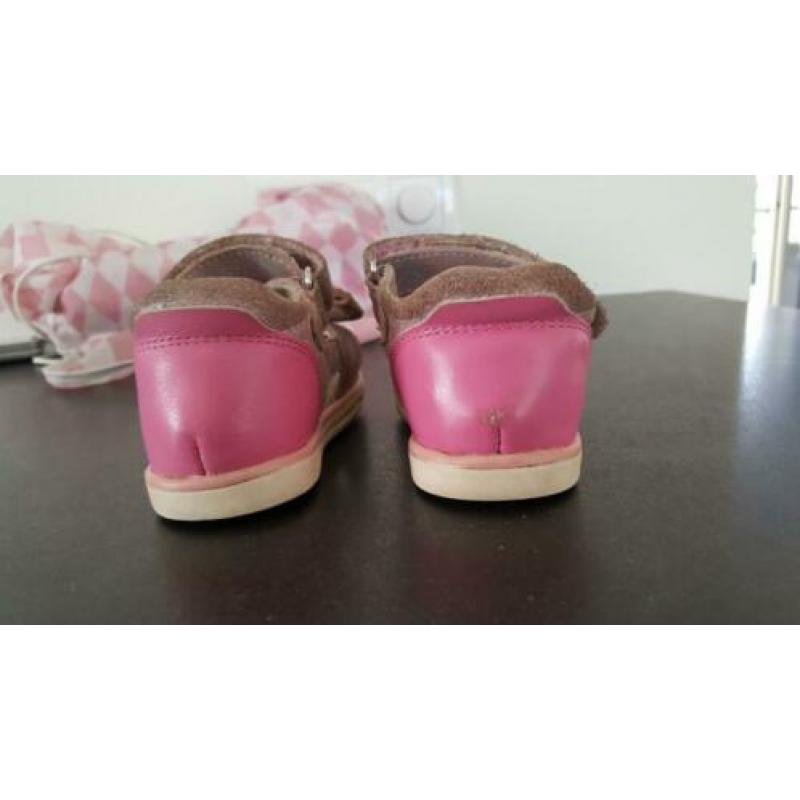 Roze sandalen van Two Days maat 21