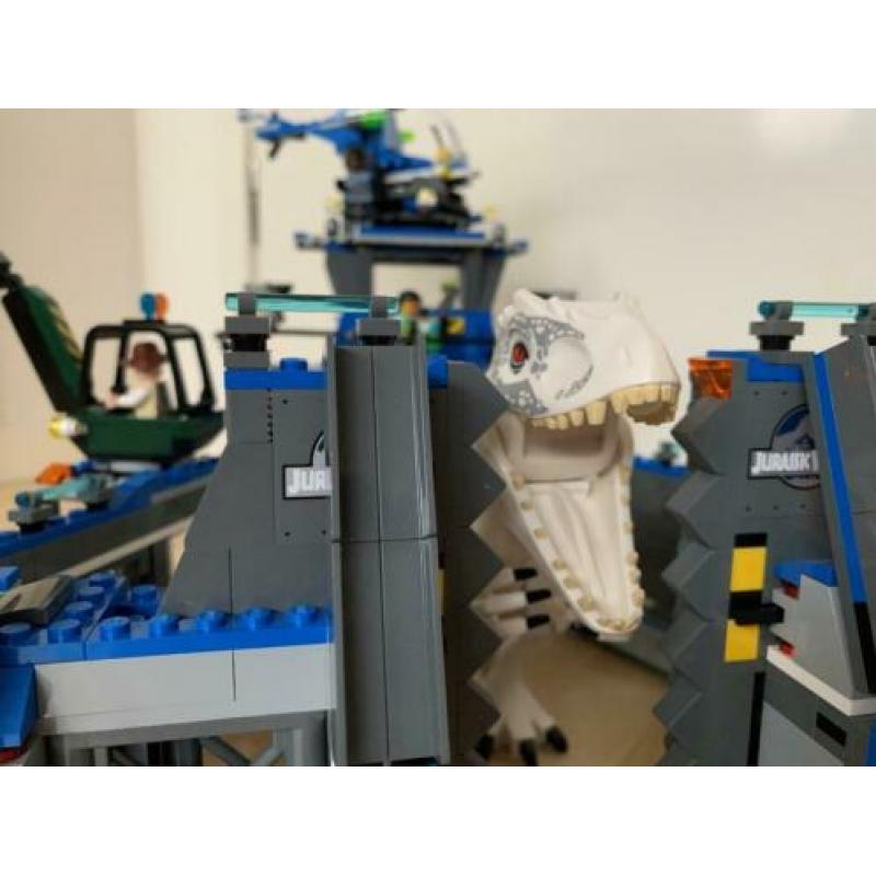 Lego Jurassic World 75919 Uitbraak van Indominus Rex