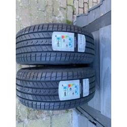 4 seizoenen vredestein Quatrac Pro 245-45-17 99Y XL nieuw
