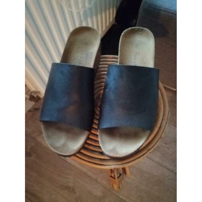 INVITO zwarte leren sandalen slippers, maat 39 ZGAN