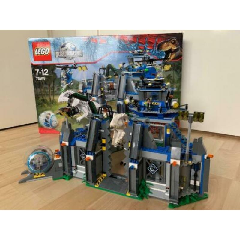 Lego Jurassic World 75919 Uitbraak van Indominus Rex
