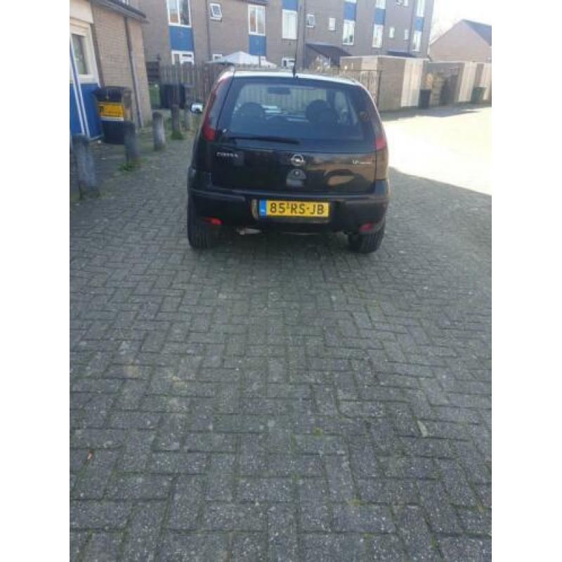 Opel Corsa 1.2 16V Twinport 3D 2005 Zwart