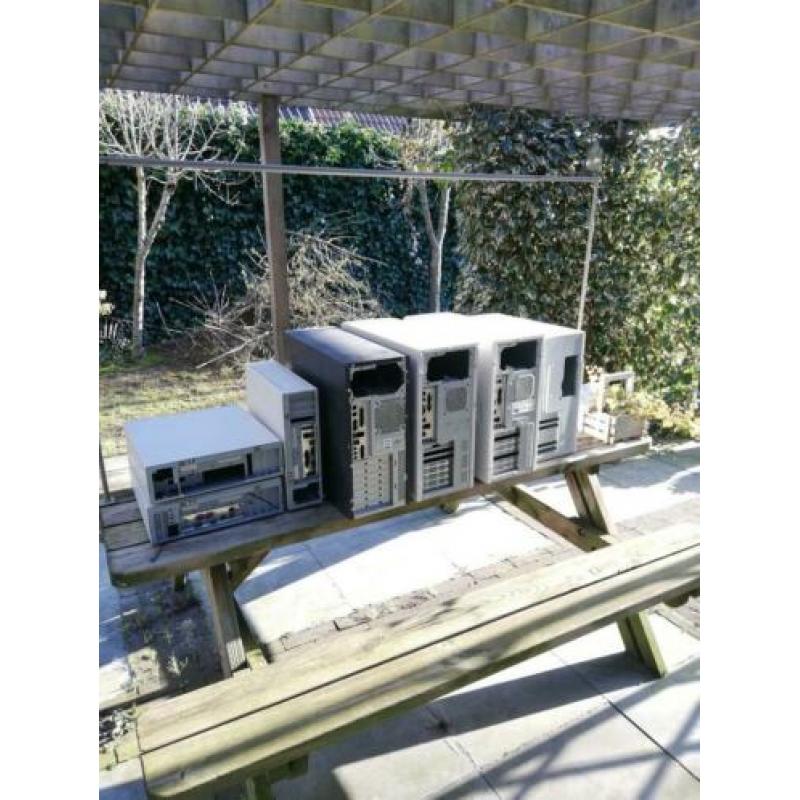 Gave Vintage Retro Desktop Pc's