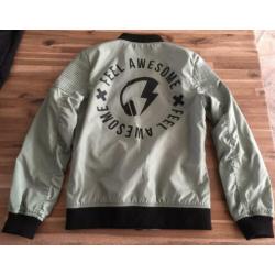 Te koop jassen mt 152 , prijs incl opsturen
