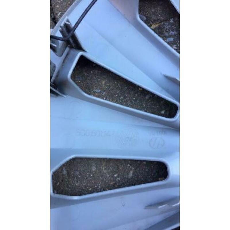 Wieldop Volkswagen golf 15” 1 stuks