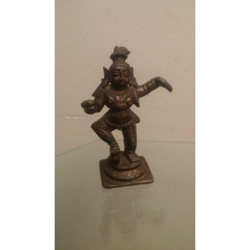 Mooie kleine bronzen sculptuur van een Indiase danseres.