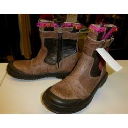 Dolcis halfhoge bruine Laarsjes+ roze rand mt 30 nr 32462