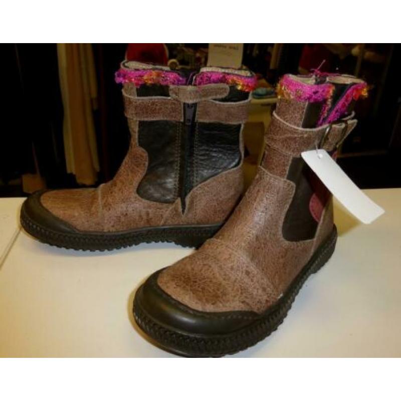 Dolcis halfhoge bruine Laarsjes+ roze rand mt 30 nr 32462