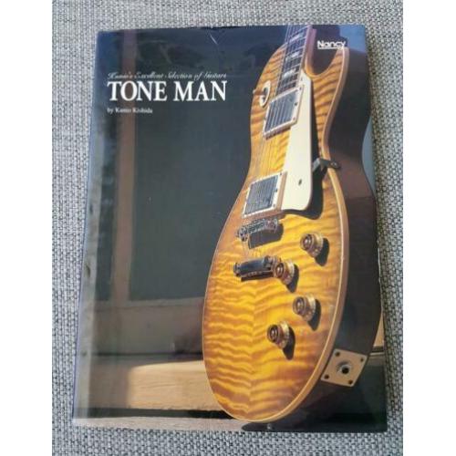 Tone Man, Kunio's excellent selection of guitars.