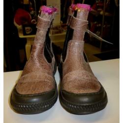 Dolcis halfhoge bruine Laarsjes+ roze rand mt 30 nr 32462