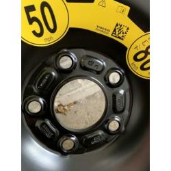 Thuiskomer Reservewiel Volvo V40 16 inch +Gereedschap set