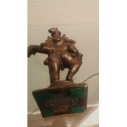 Mooie kleine bronzen sculptuur van een Indiase danseres.