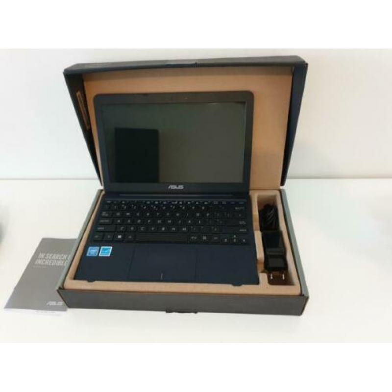 Asus laptop r209h