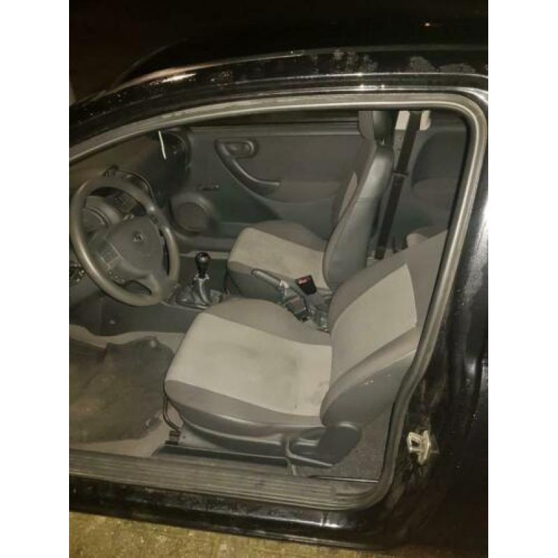 Opel Corsa 1.2 16V Twinport 3D 2005 Zwart