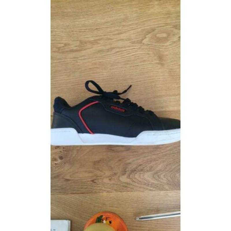 Adidas dames sneaker mt 40 nieuw