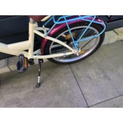 Alpina 18” meidenfiets in goede staat, met zijwieltjes