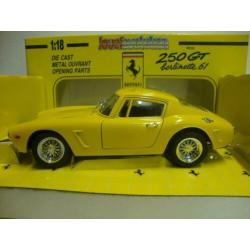 Ferrari 250 GT SWB Berlinetta geel Revell 1:18 KRD