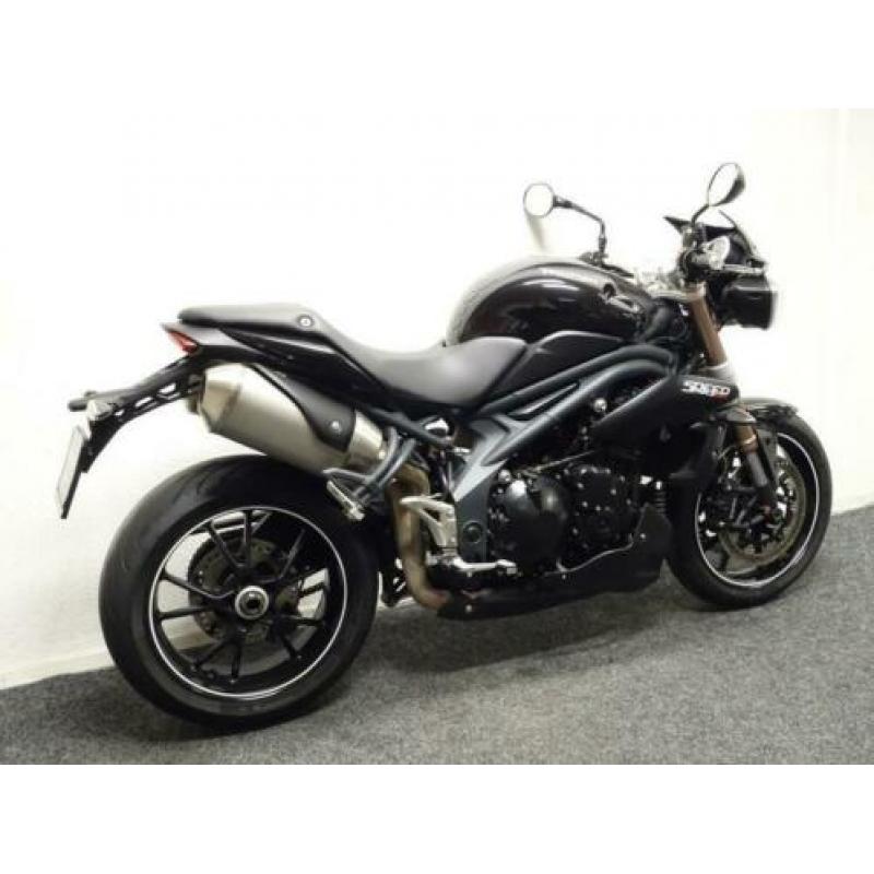 Hele strakke Triumph SPEED TRIPLE (bj 2010)